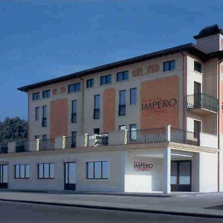Hotel Impero Brescia Buitenkant foto